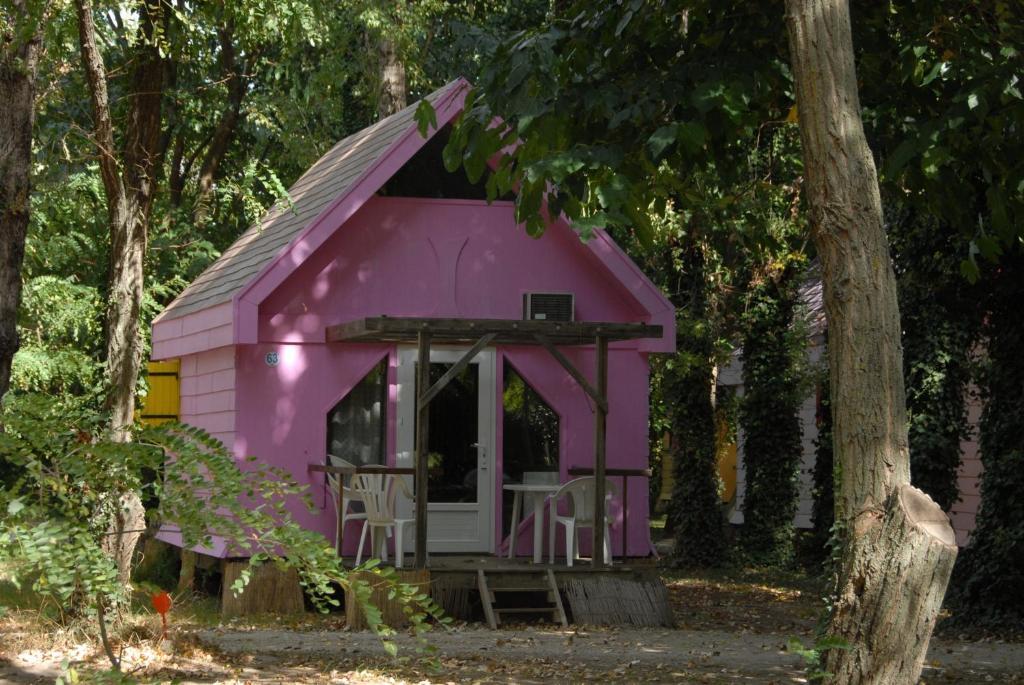 Camping Paradis Bellerive Montfrin Exteriör bild